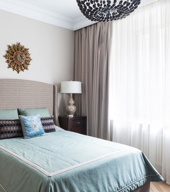 curtains with curtains in the interior of the bedroom