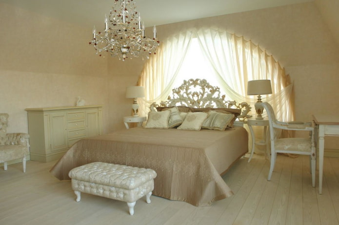 curtains on arched windows in the bedroom