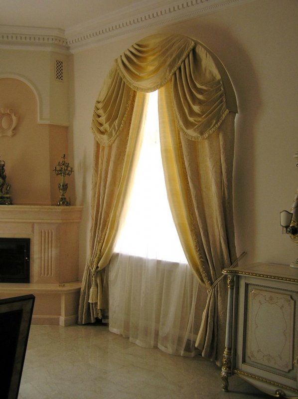 lambrequin lambrequin