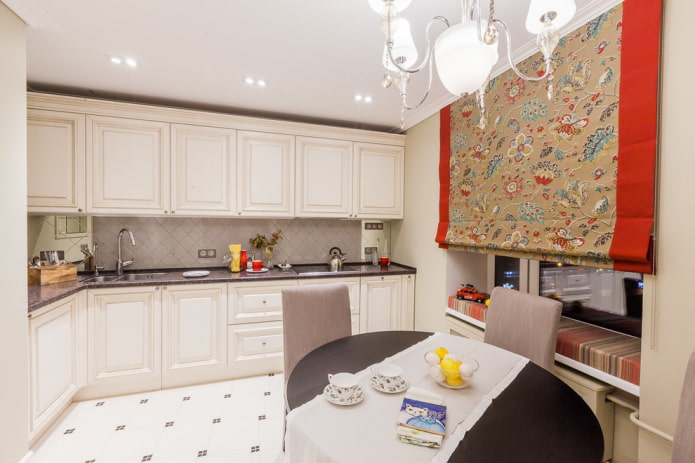 roman curtains with flowers in the kitchen roman curtains with flowers in the kitchen