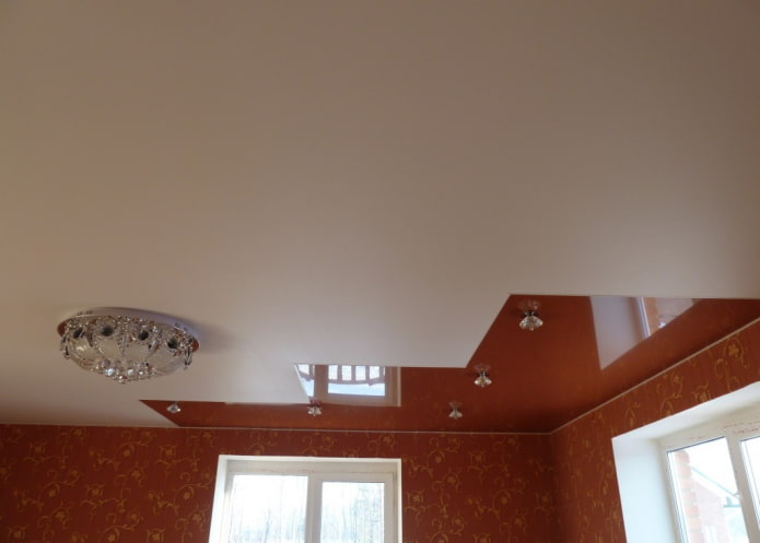 combination of matte and glossy canvases