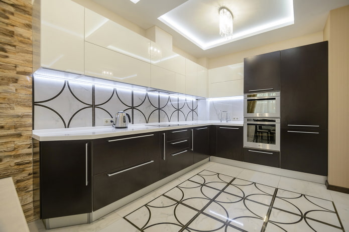 ceiling lighting in the kitchen