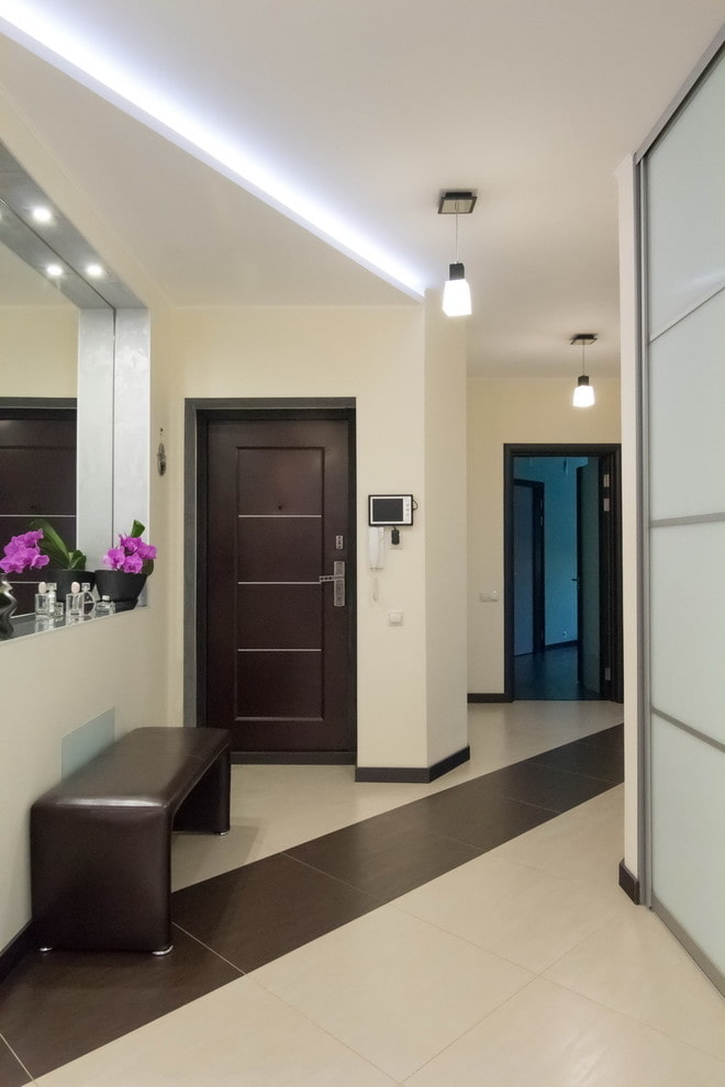 hovering tension model in the hallway