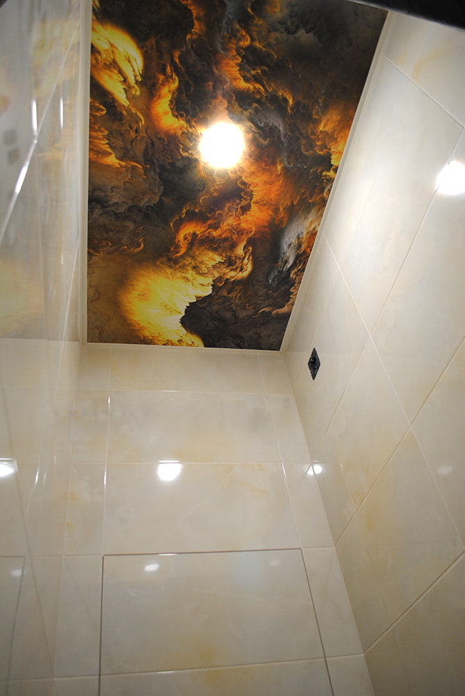 stretch canvas with photo printing in the bathroom