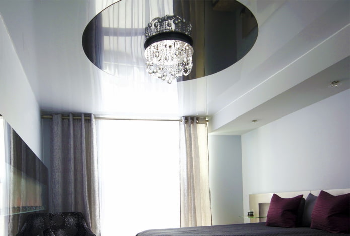 tensile fabric with circle-shaped seam