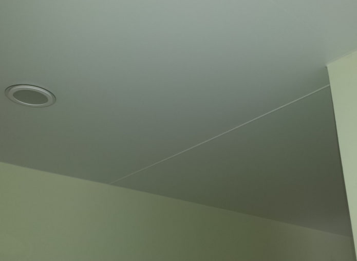 stretch fabric with seam