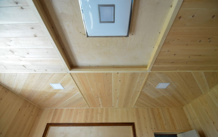 two-level ceiling structure sheathed with clapboard two-level ceiling structure sheathed with clapboard