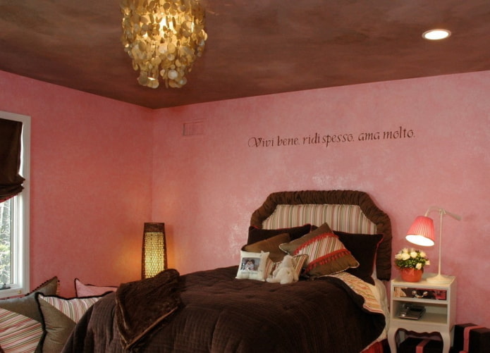 brown ceiling in the nursery