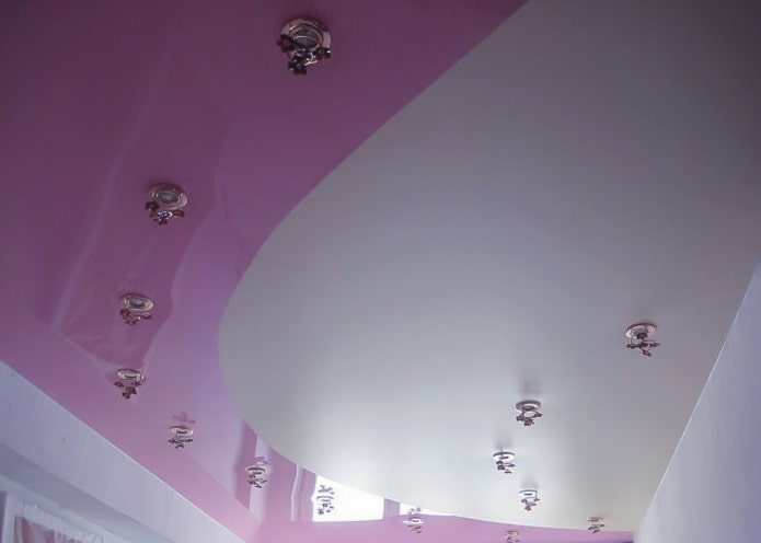 gray-pink ceiling construction gray-pink ceiling construction