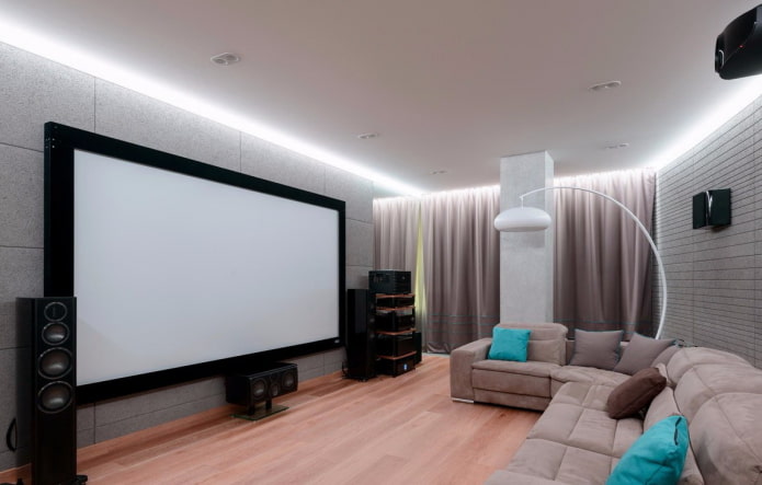 soaring ceiling in the interior of the hall