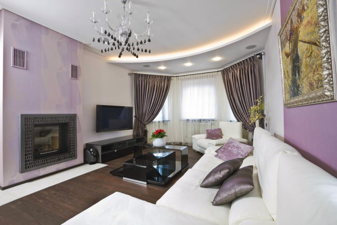 ceiling structure in the living room with a bay window