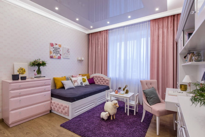Pink-lilac room for a girl Pink-lilac room for a girl