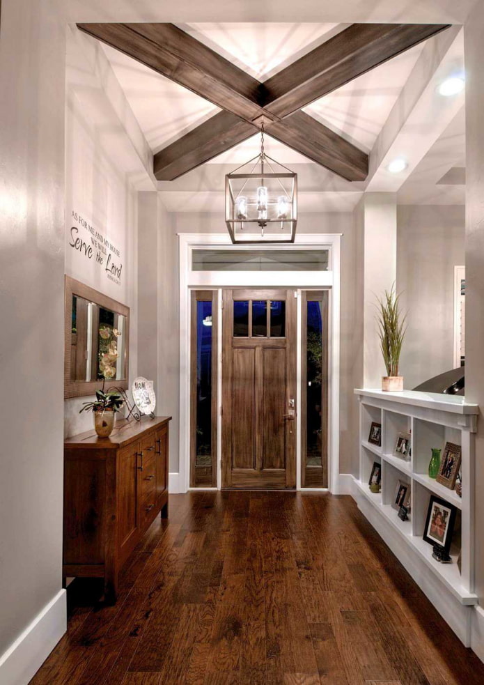 beams on the ceiling in the interior of the hallway beams on the ceiling in the interior of the hallway