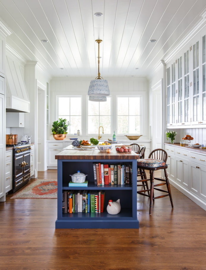 siding ceiling in the kitchen
