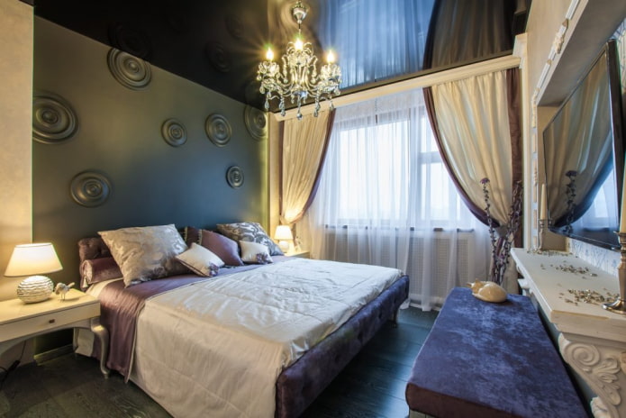 black ceiling in the bedroom interior