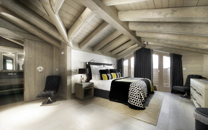 ceiling design in the attic bedroom