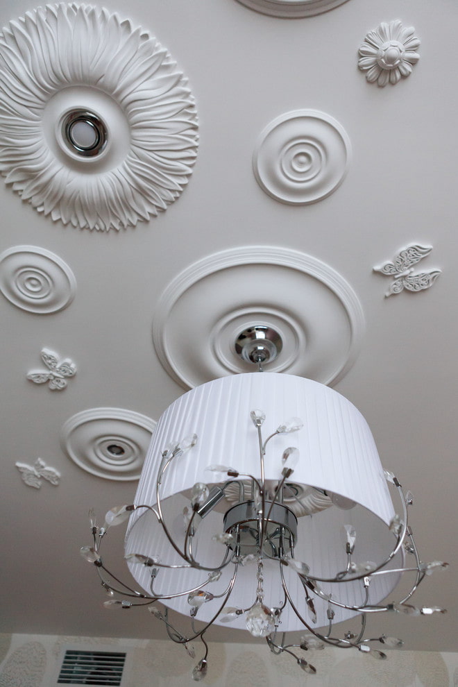 stucco decoration on the ceiling stucco decoration on the ceiling