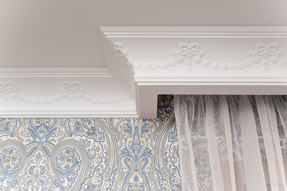 How to choose a ceiling plinth How to choose a ceiling plinth