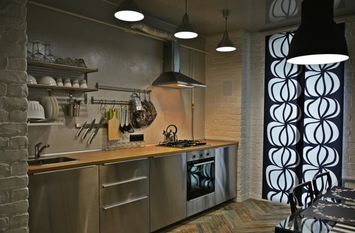 finishing the apron with plaster