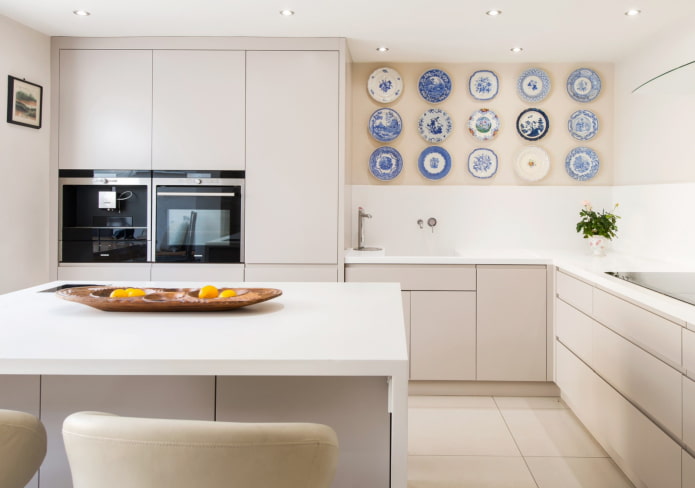 plates and saucers on the wall in the kitchen plates and saucers on the wall in the kitchen