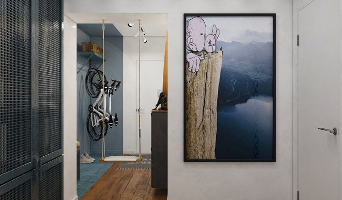 vertical picture in the interior of the hallway