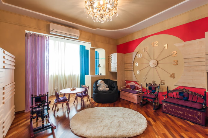 clock on the wall in the interior of the nursery