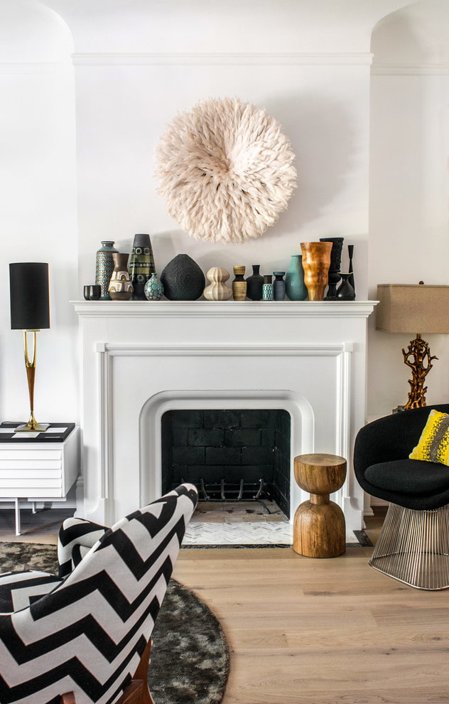 wall decor over the fireplace in the interior