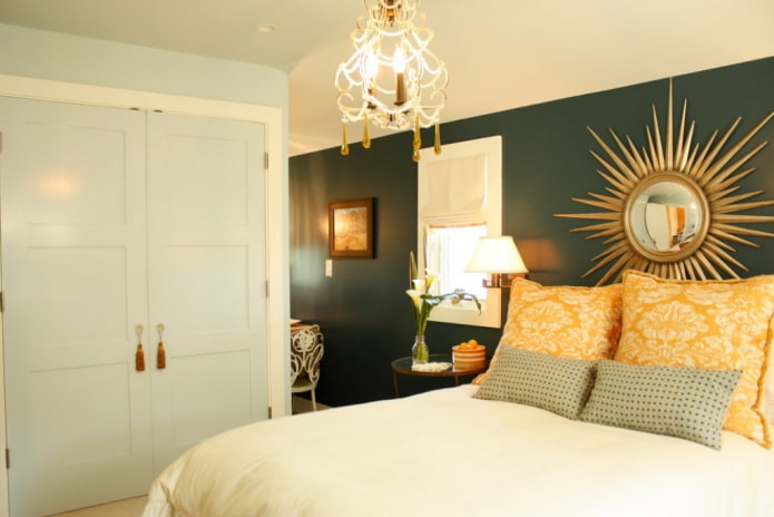 decor in the form of the sun on the wall in the interior