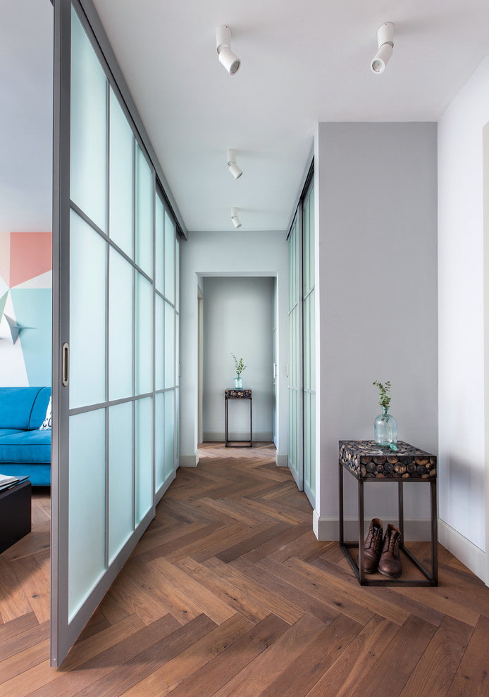 partition in the interior of the hallway partition in the interior of the hallway