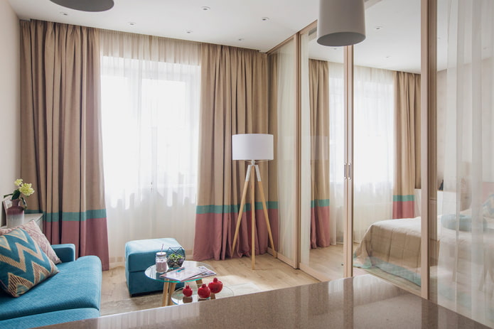 transparent partition in the interior transparent partition in the interior