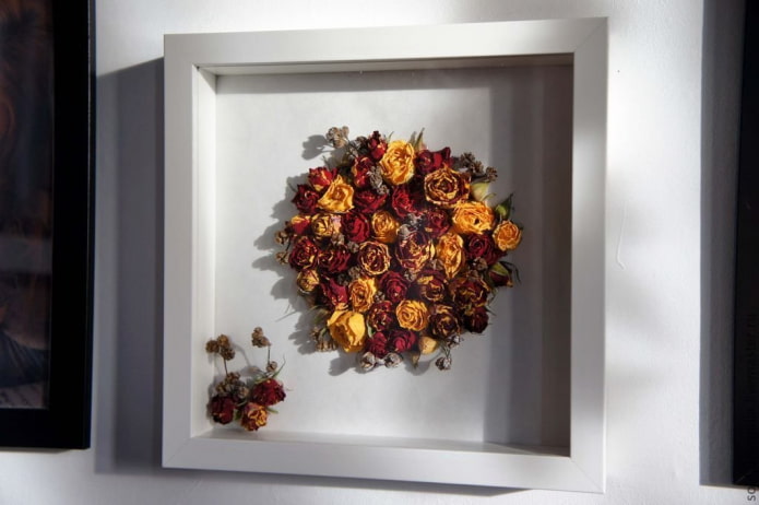 panel of flowers on the wall in the interior panel of flowers on the wall in the interior