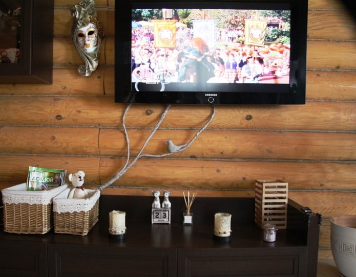 decorating wires from the TV