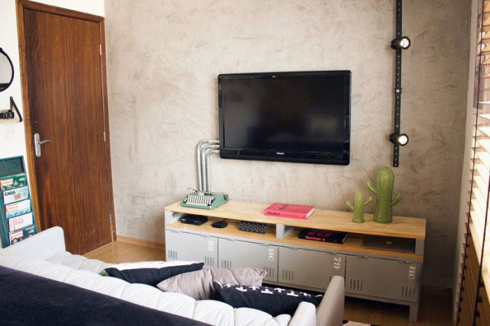 decorate the wires in the loft style