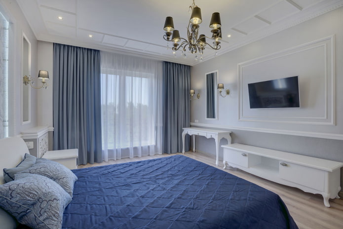 TV on the wall with moldings in the bedroom TV on the wall with moldings in the bedroom