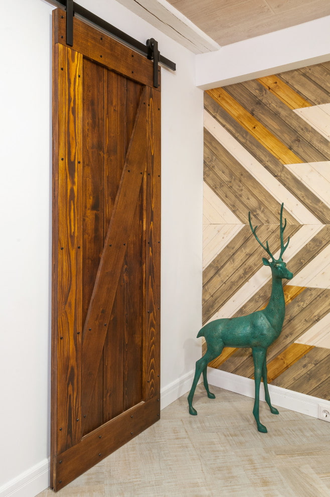 wooden barn door