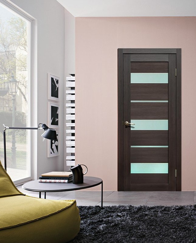 side doors in wenge color in the interior