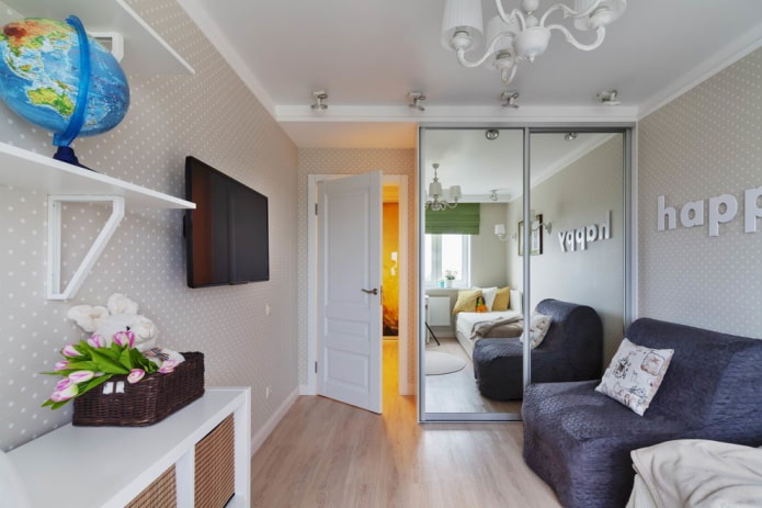 combination of doors with walls in the interior