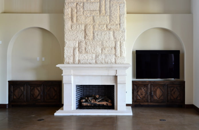 TV in a rounded niche in the interior
