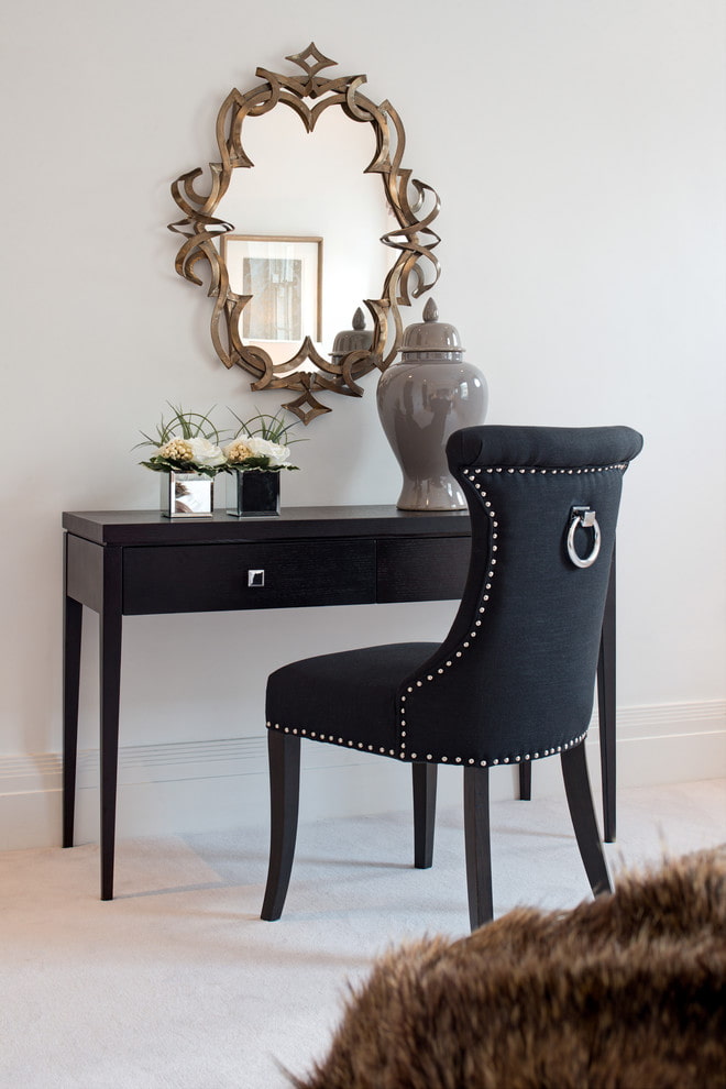 black makeup table black makeup table