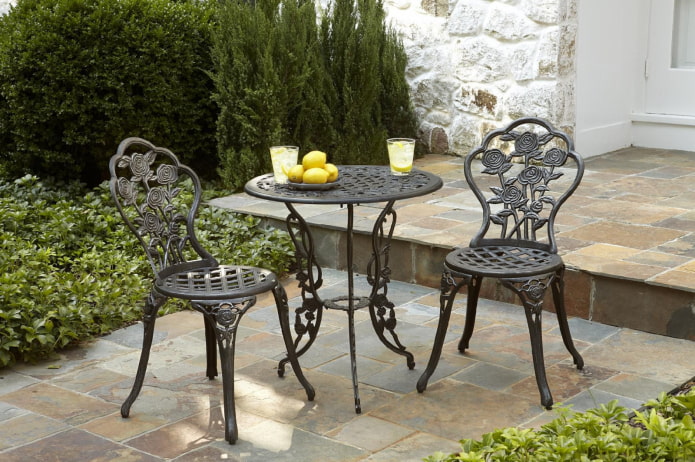 wrought iron outdoor garden table wrought iron outdoor garden table