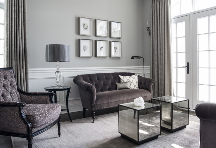 coffee mirror table in the interior