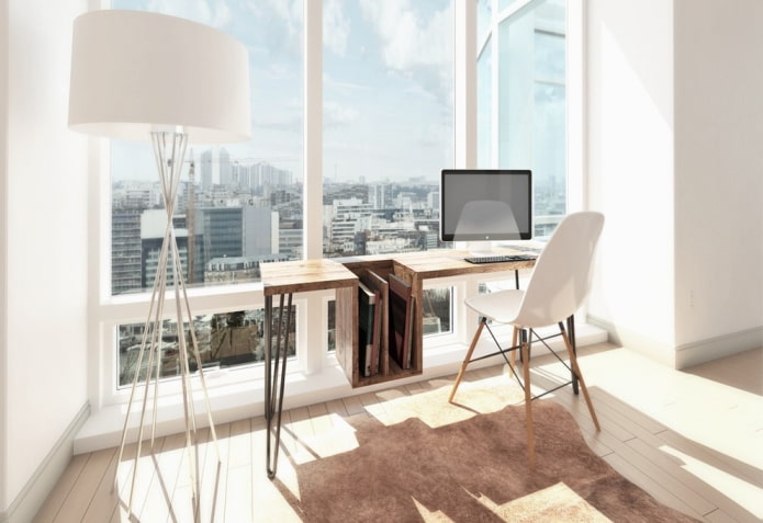 computer narrow table in the interior