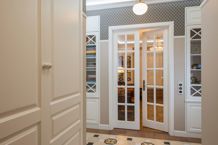 glass double doors in the interior glass double doors in the interior