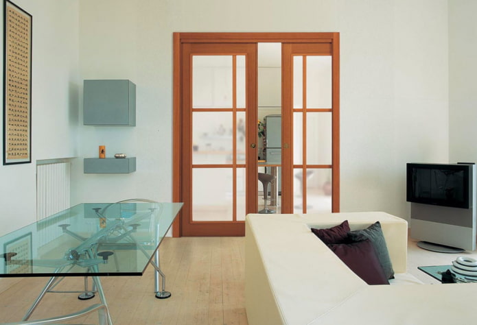 glass door-pencil case in the interior glass door-pencil case in the interior