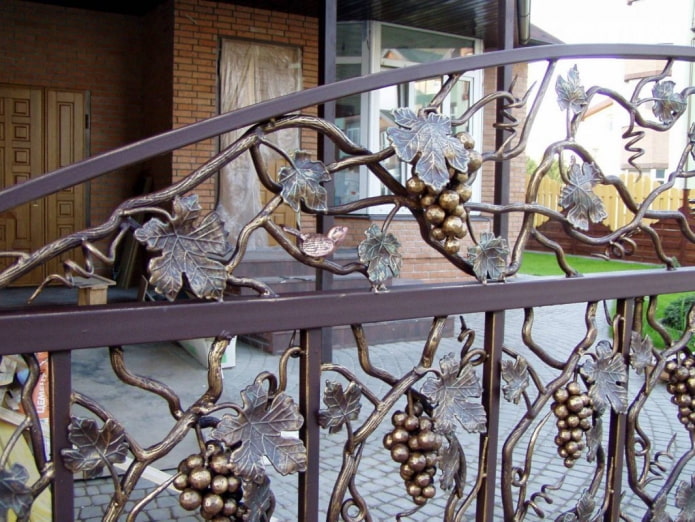 fragment of gate decor fragment of gate decor