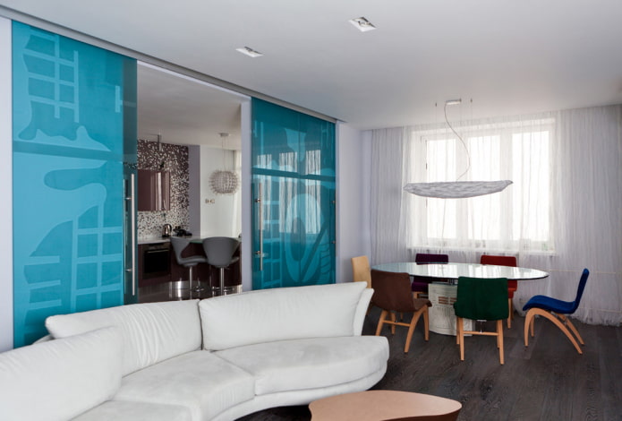 sliding canvases with a pattern in the interior sliding canvases with a pattern in the interior