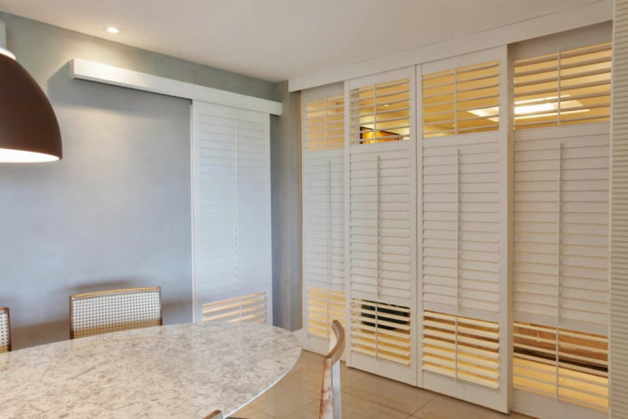 sliding louvered doors in the interior sliding louvered doors in the interior