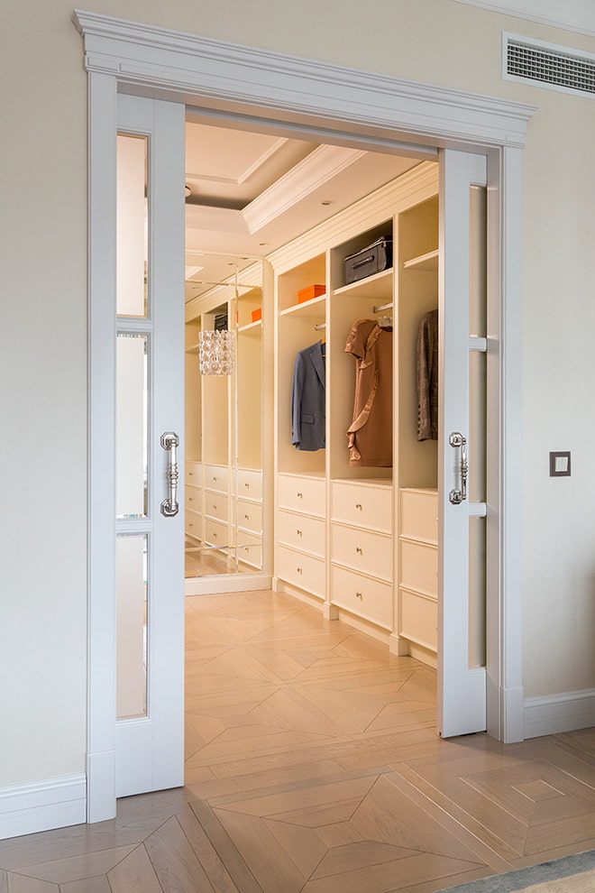 compartment doors in the interior of the dressing room