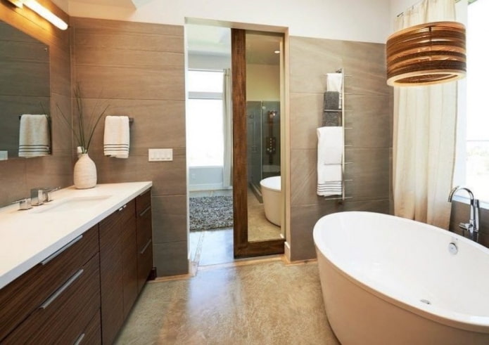 mirrored compartment doors in the interior