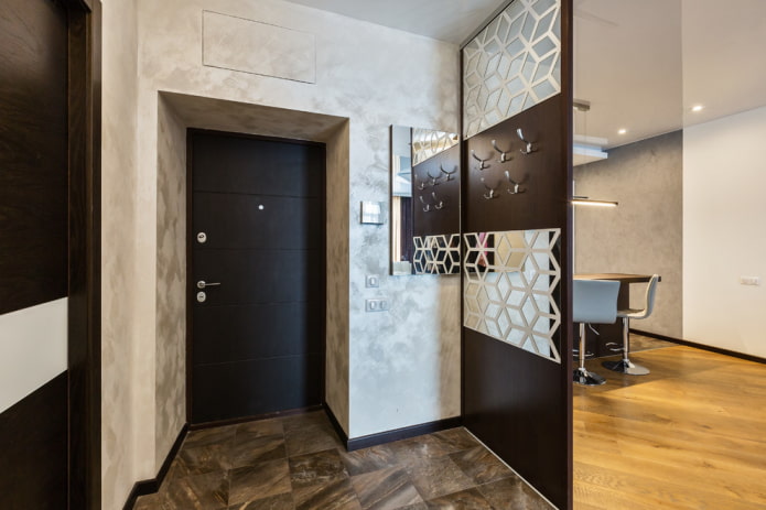 Entrance door Entrance door